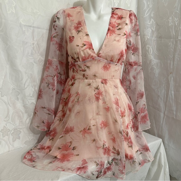 Double Crazy Pink Feminine Fairy Floral Sheer Long Bell Sleeve Flowy Dress - Picture 11 of 12